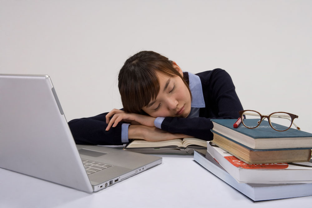 为什么突然叫醒梦游的人很危险,梦游的人被叫醒会怎么样