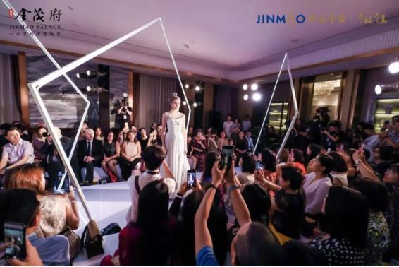 女王郭培携手海河金茂府，重现都会圈层的高定精义