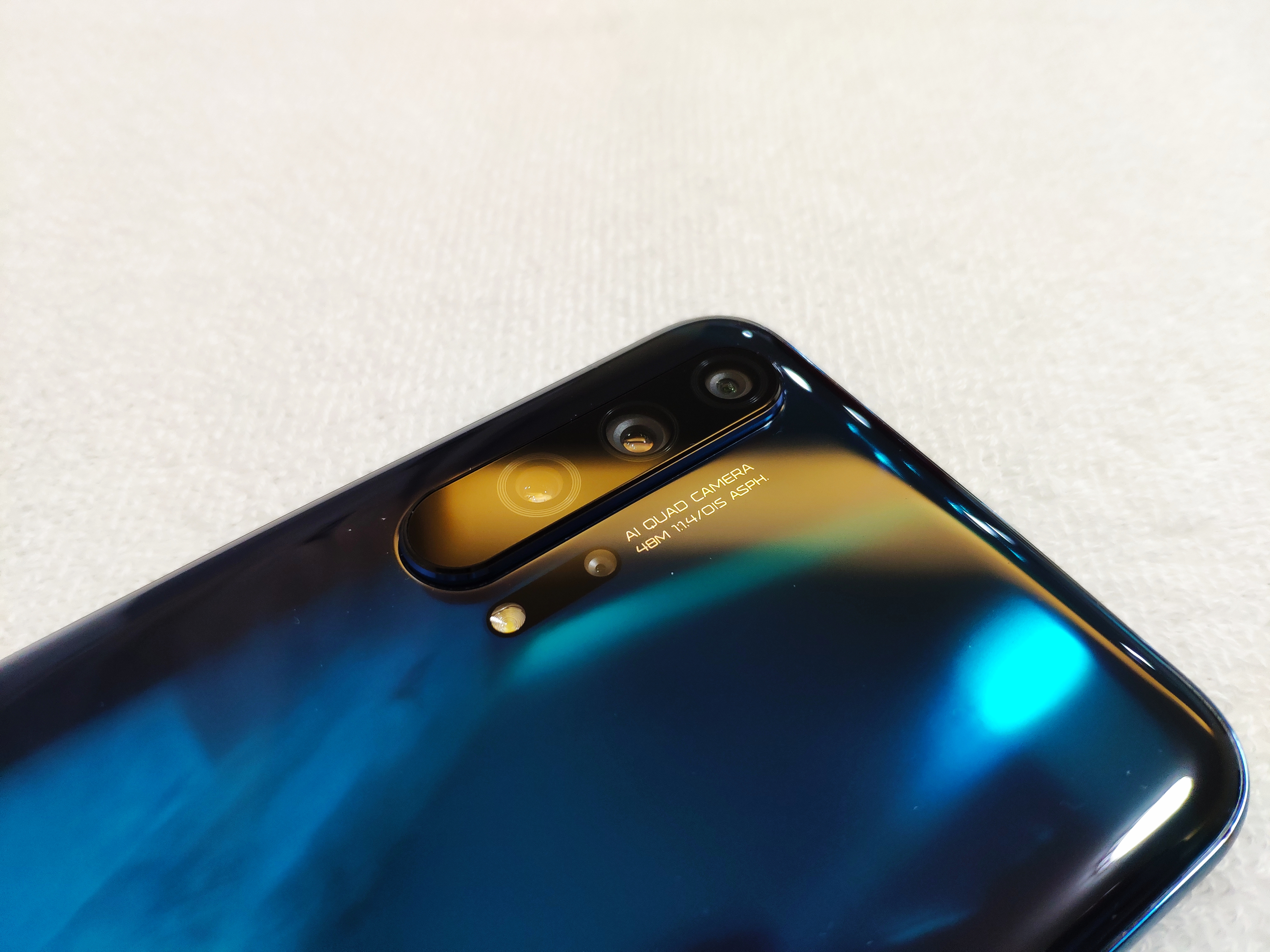 荣耀20pro还值得入手吗,拒绝云测评实战出真理