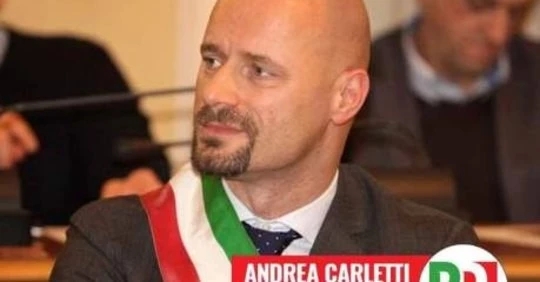 恐怖!电击*脑洗**孩子,之后卖给恋童癖...