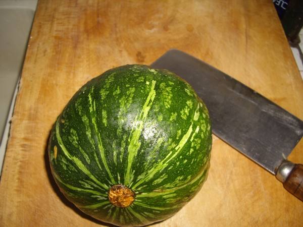 大棚种植最好吃的甜瓜,花皮甜瓜与绿皮甜瓜哪个好吃