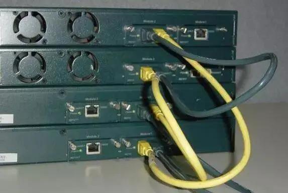 交换机连接方式详解,5分钟学懂交换机不同连接的方法