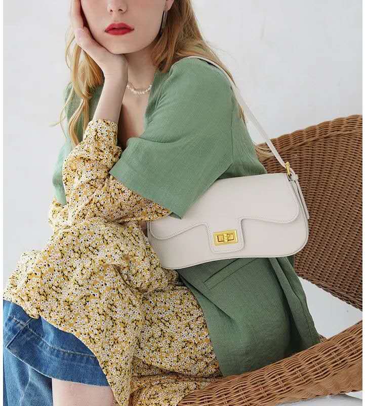 最百搭的包是什么款,时尚潮包超级百搭款