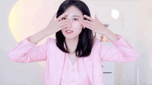 如何把自己打扮成少女,怎么把自己打扮成女的