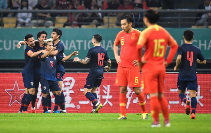 国足国青为何连负泰国？中国足协职业经纪人解读泰国青训给你答案