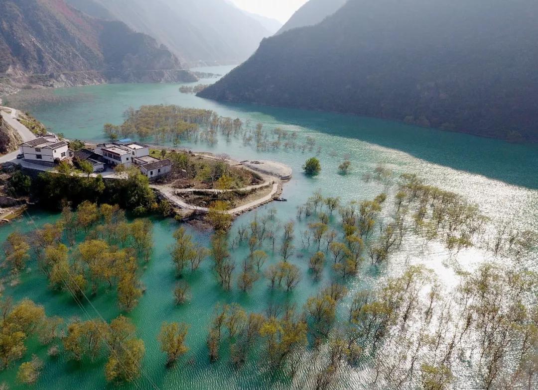 甘肃最缺水的地方,甘肃哪个地方水最好