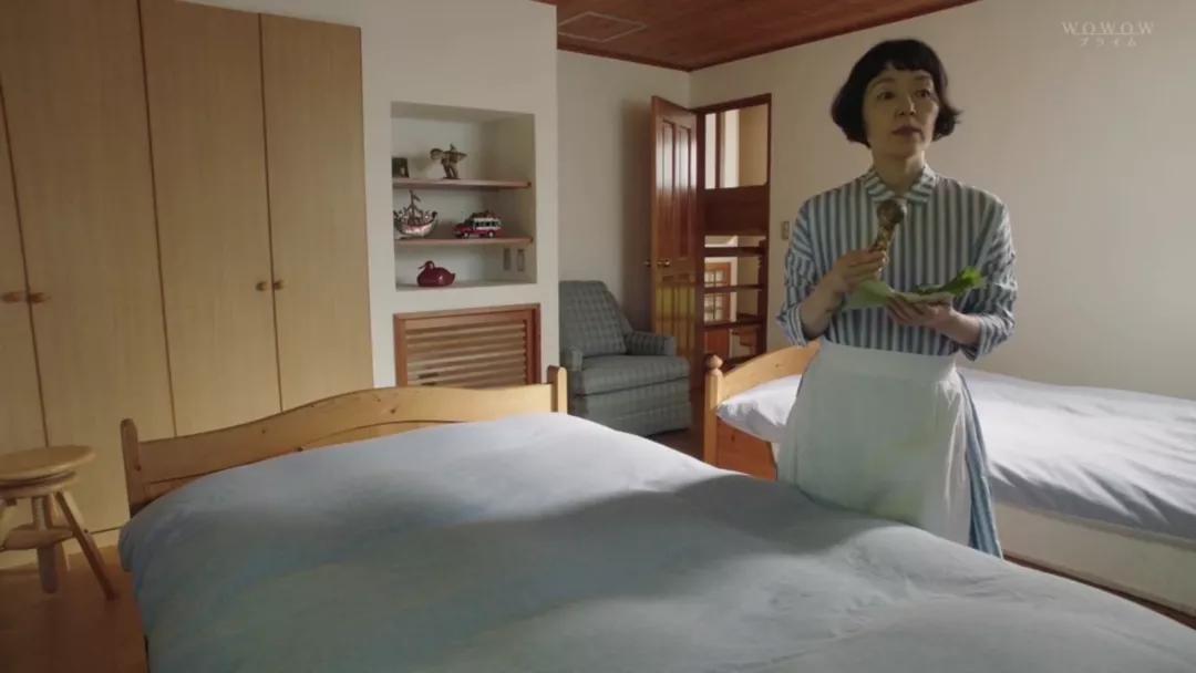 56岁阿姨独居2层别墅，不结婚不生娃，靠另类日式风圈粉无数人