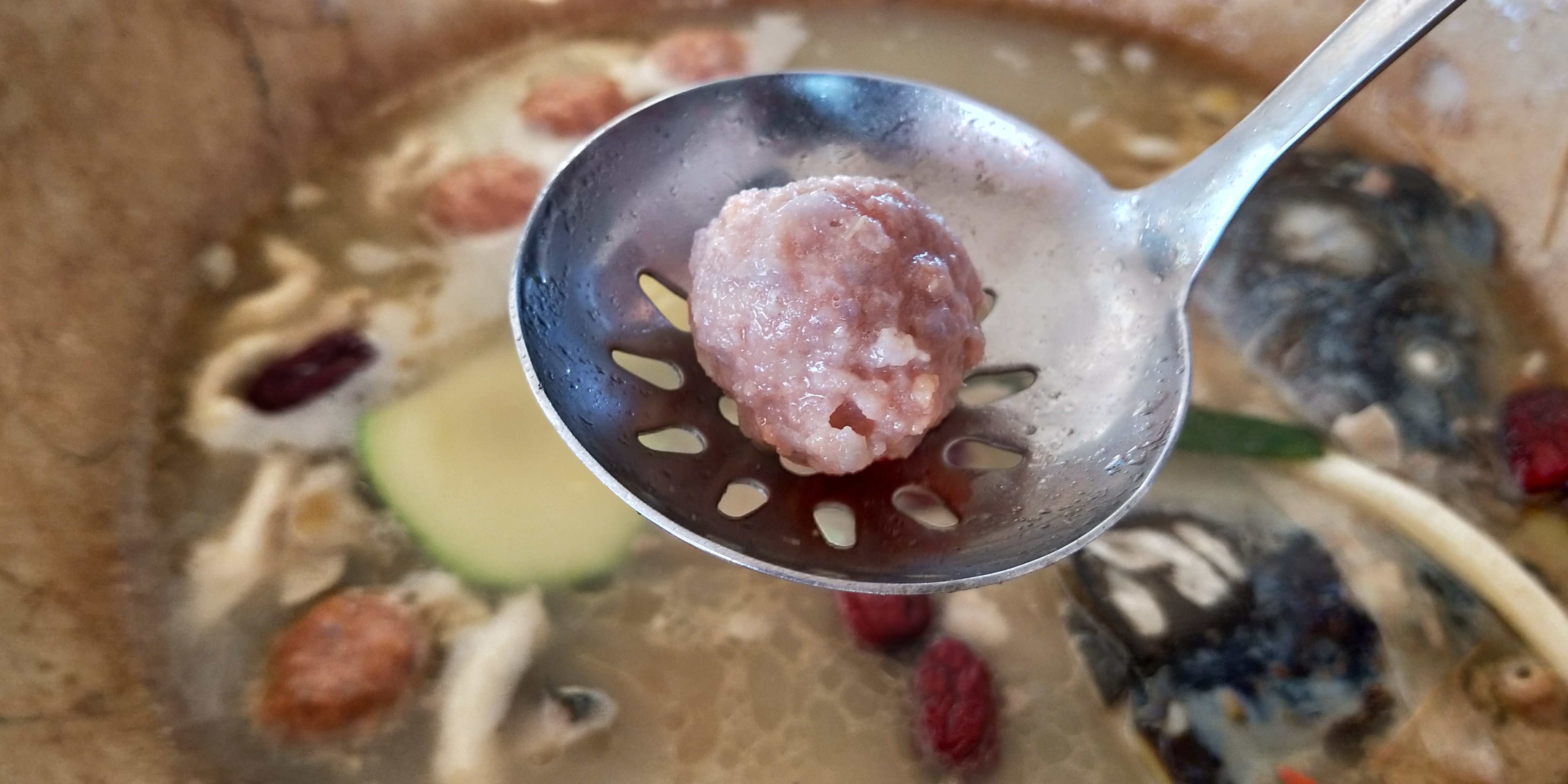 抚仙湖石锅桂花鱼,抚仙湖石锅鱼推荐最地道