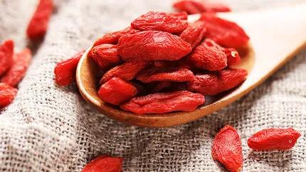 冬季养生喝什么茶,冬季补肾喝什么茶好