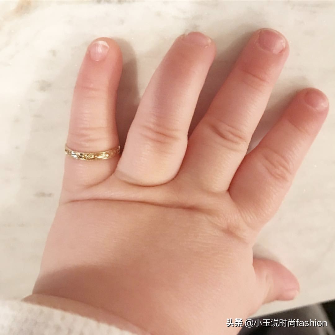 初生婴儿送什么长命锁,初生婴儿长命锁一套