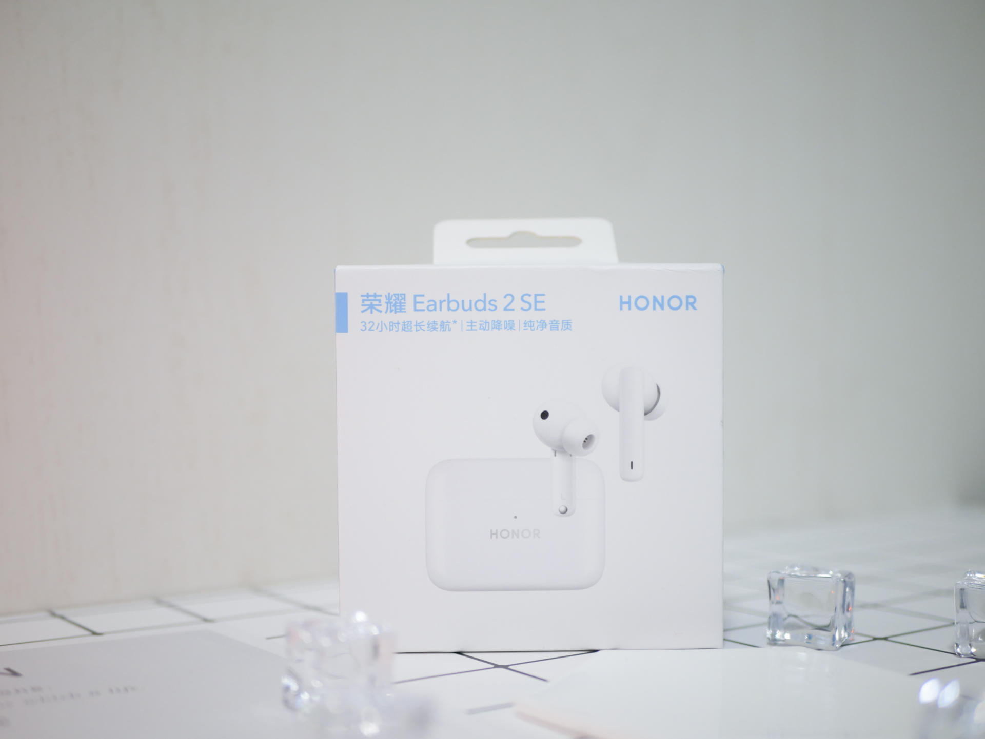 荣耀earbuds2se和freebuds4i,荣耀earbuds2se功能介绍
