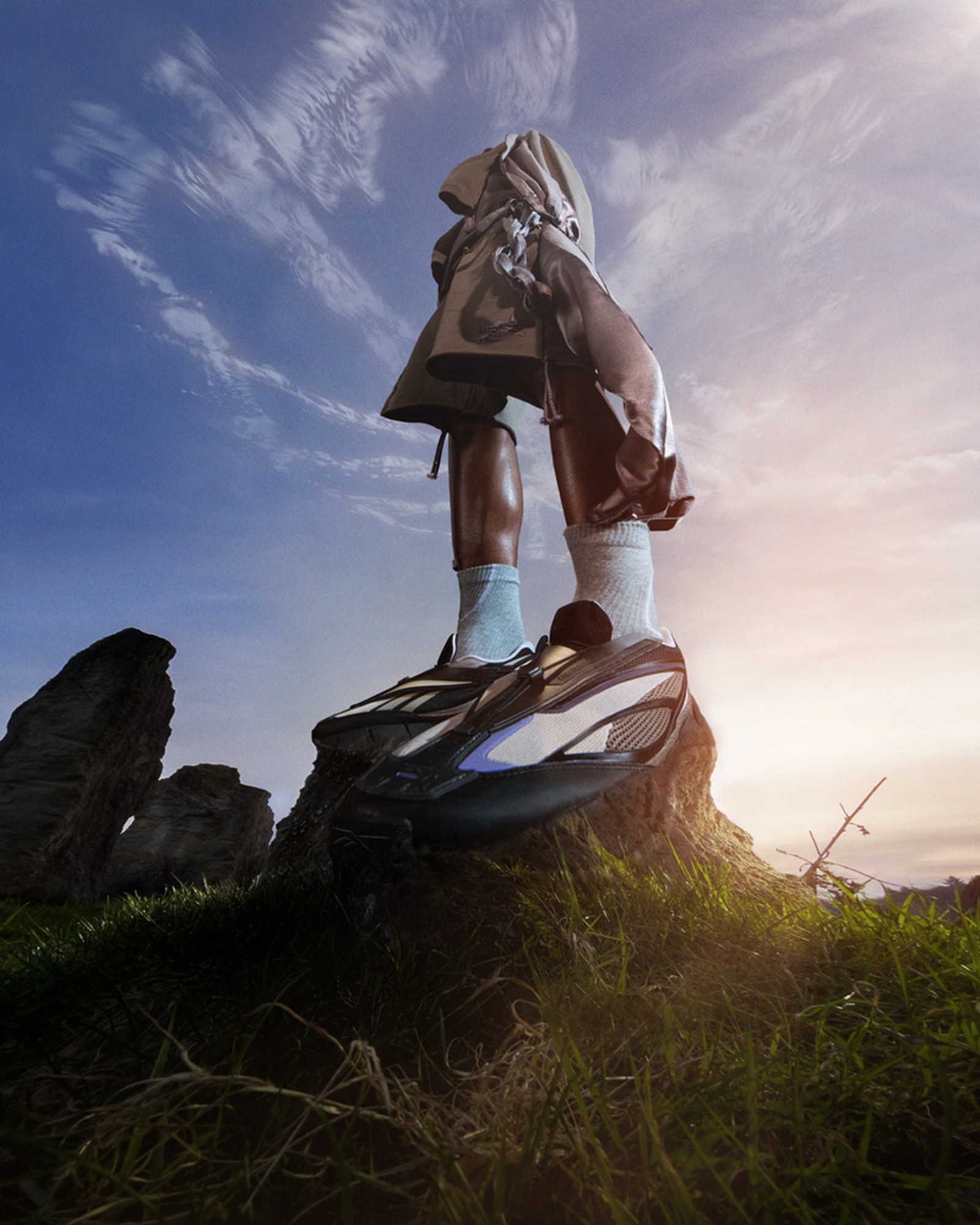 REEBOK看起来很努力很努力