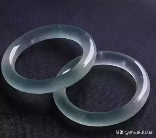 关于翡翠的保养小技巧你知道几个,翡翠保养方法的四大误区五大忌