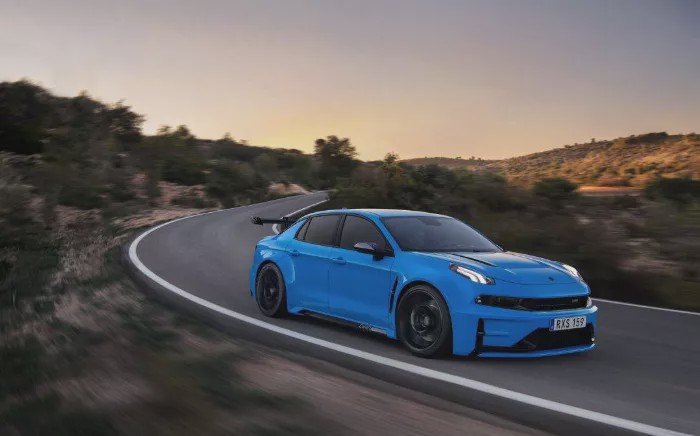 自主车企向上突破的瓶颈,中国汽车企的逆袭之路