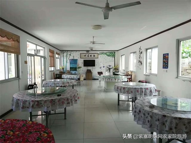 兴隆县花市村煎饼王农家院,承德兴隆煎饼的做法