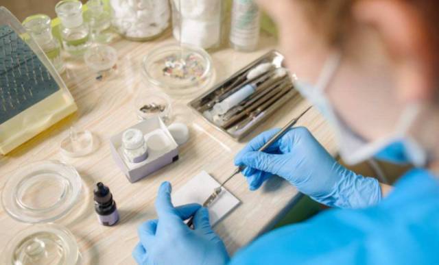 牙疼的时候能抽牙神经吗,牙疼为什么放点血就好了