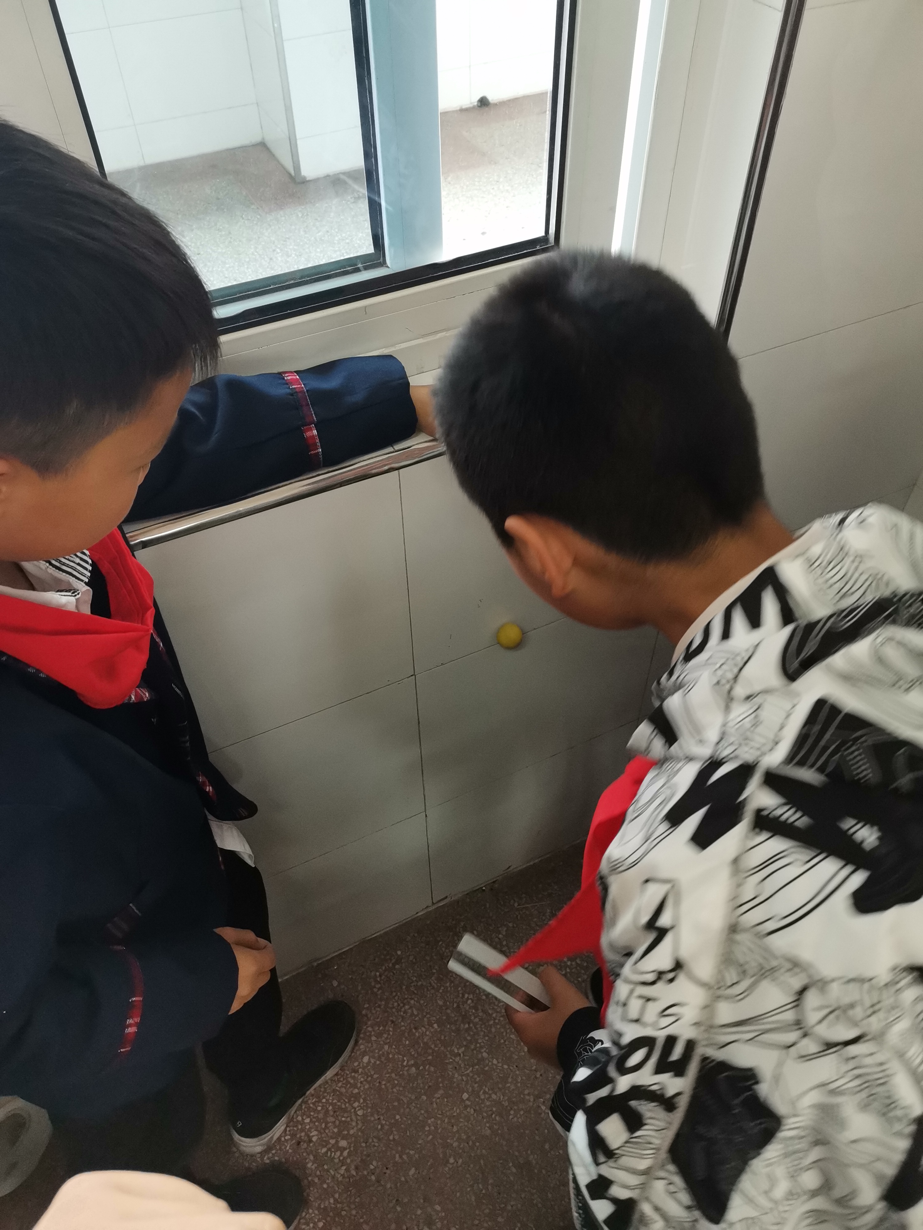 球的反弹多高合适,球落地反弹是什么力