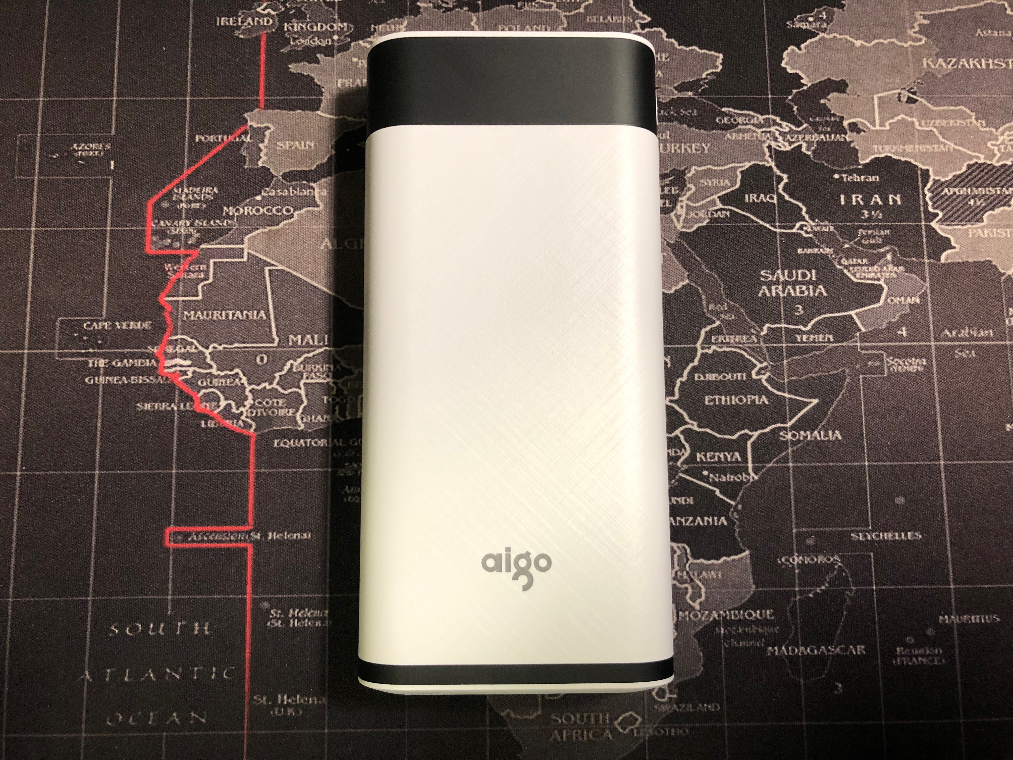 爱国者w200pd2万毫安充电宝拆解,爱国者移动电源型号大全