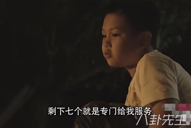 王诗龄戴卡地亚手镯多少钱,王诗龄最近带的手链是什么牌子的