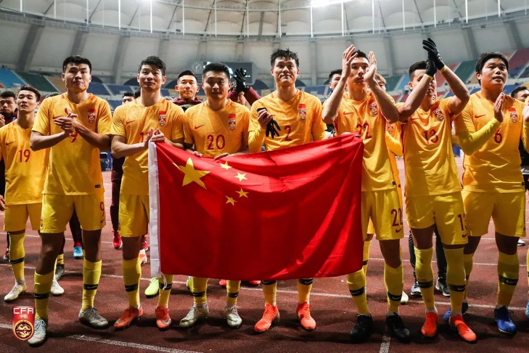 两场比赛国足全败丢掉10球,国足1-2中国香港集锦