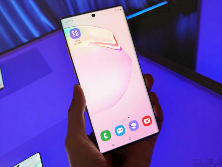 全新的手机出现质量问题,现在真正的全面屏手机有哪些