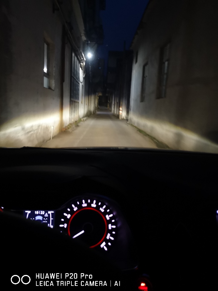 氙气灯led灯激光灯区别,汉雷氙气灯有5000k的吗