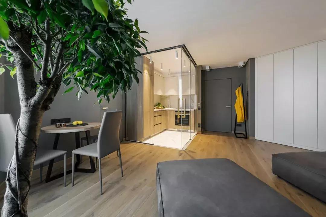 人生第一套房不是娘家也不是婆家,人生第一套房子不靠父母