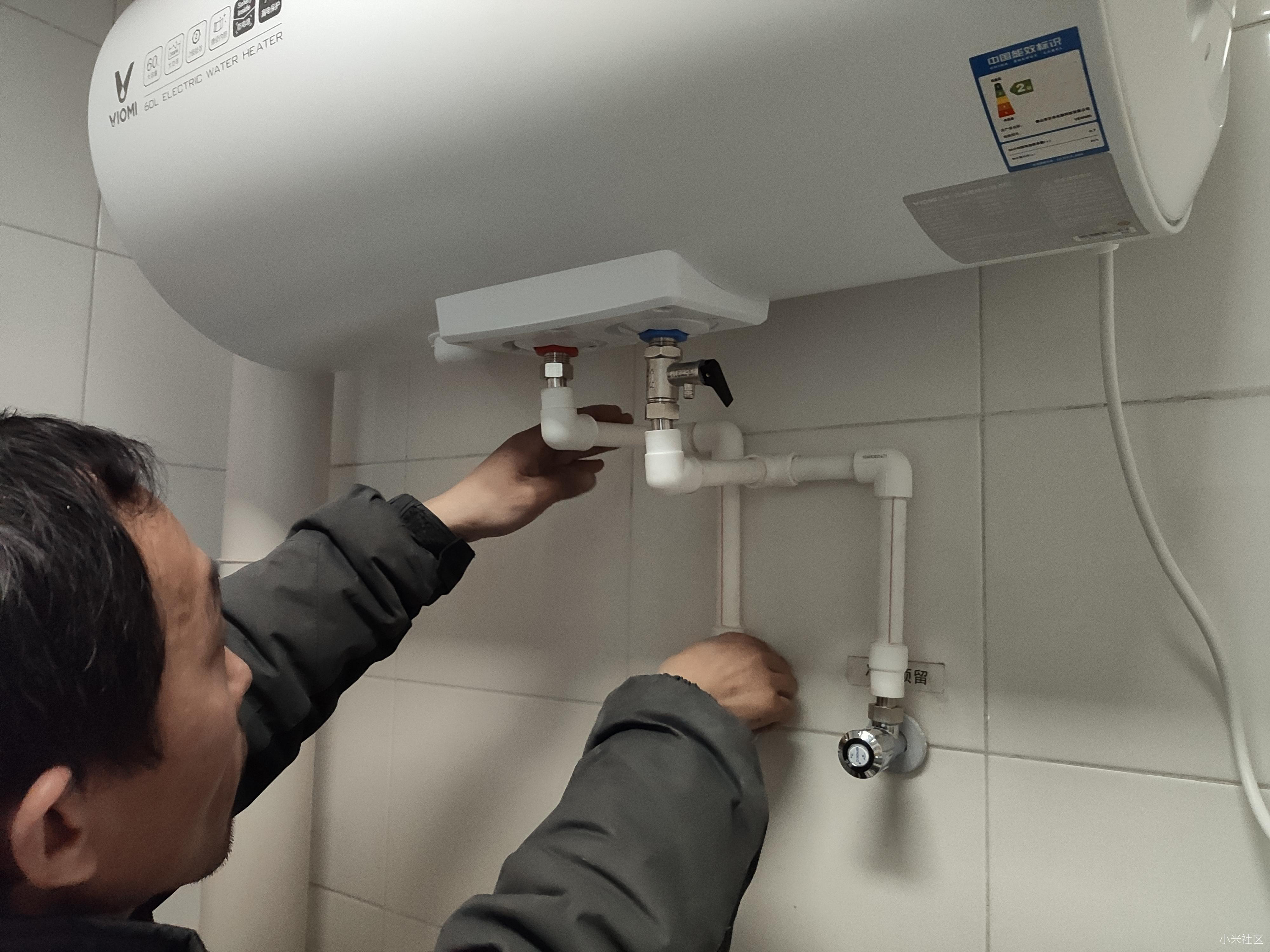 电热水器买恒温的好还是普通的好,电热水器买新款还是旧款好