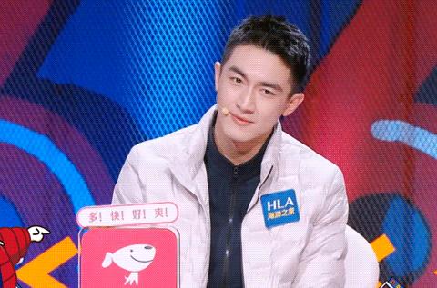 林更新配图闭嘴吧狗,林更新赵丽颖采访闭嘴