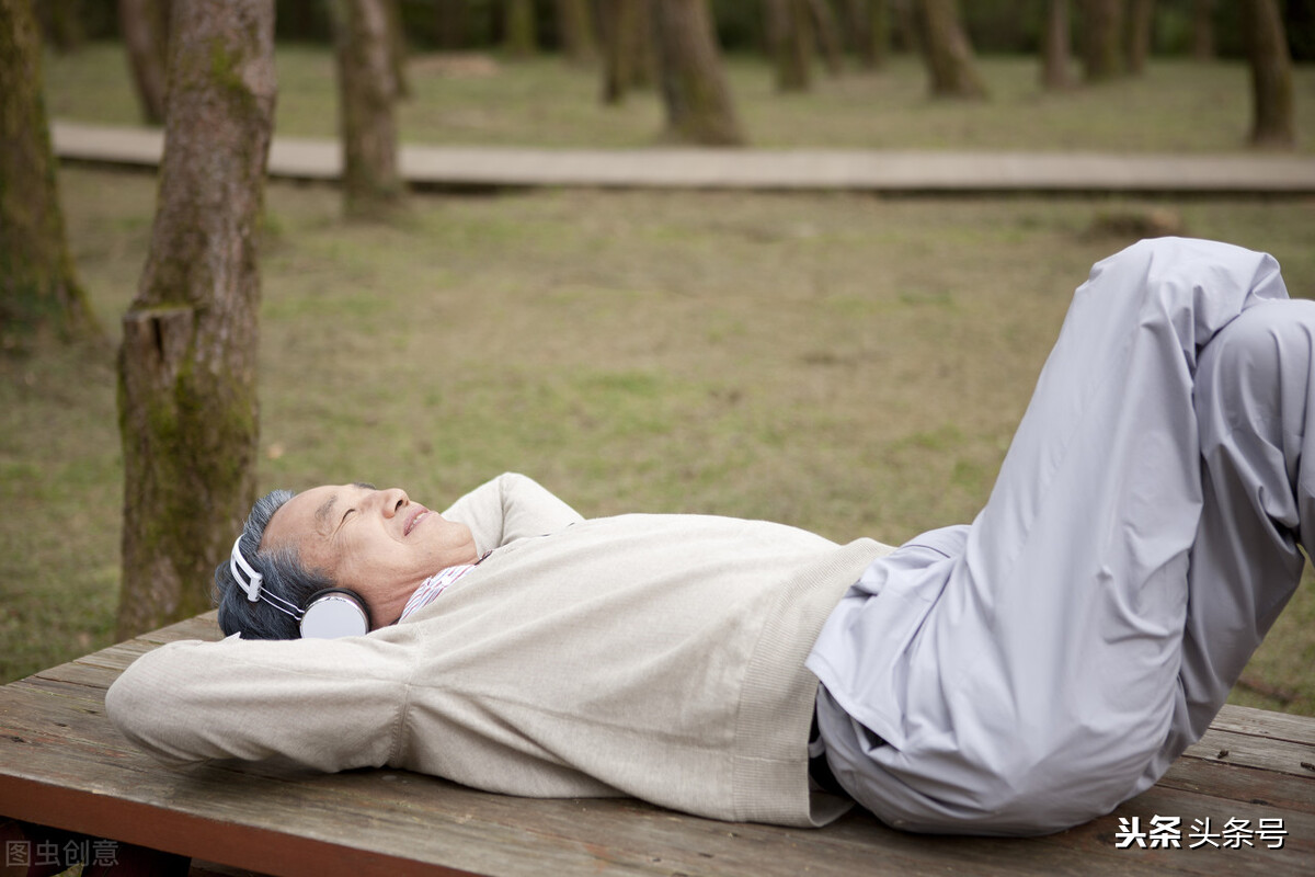 岁月如歌每当变幻,岁月当如歌下一句