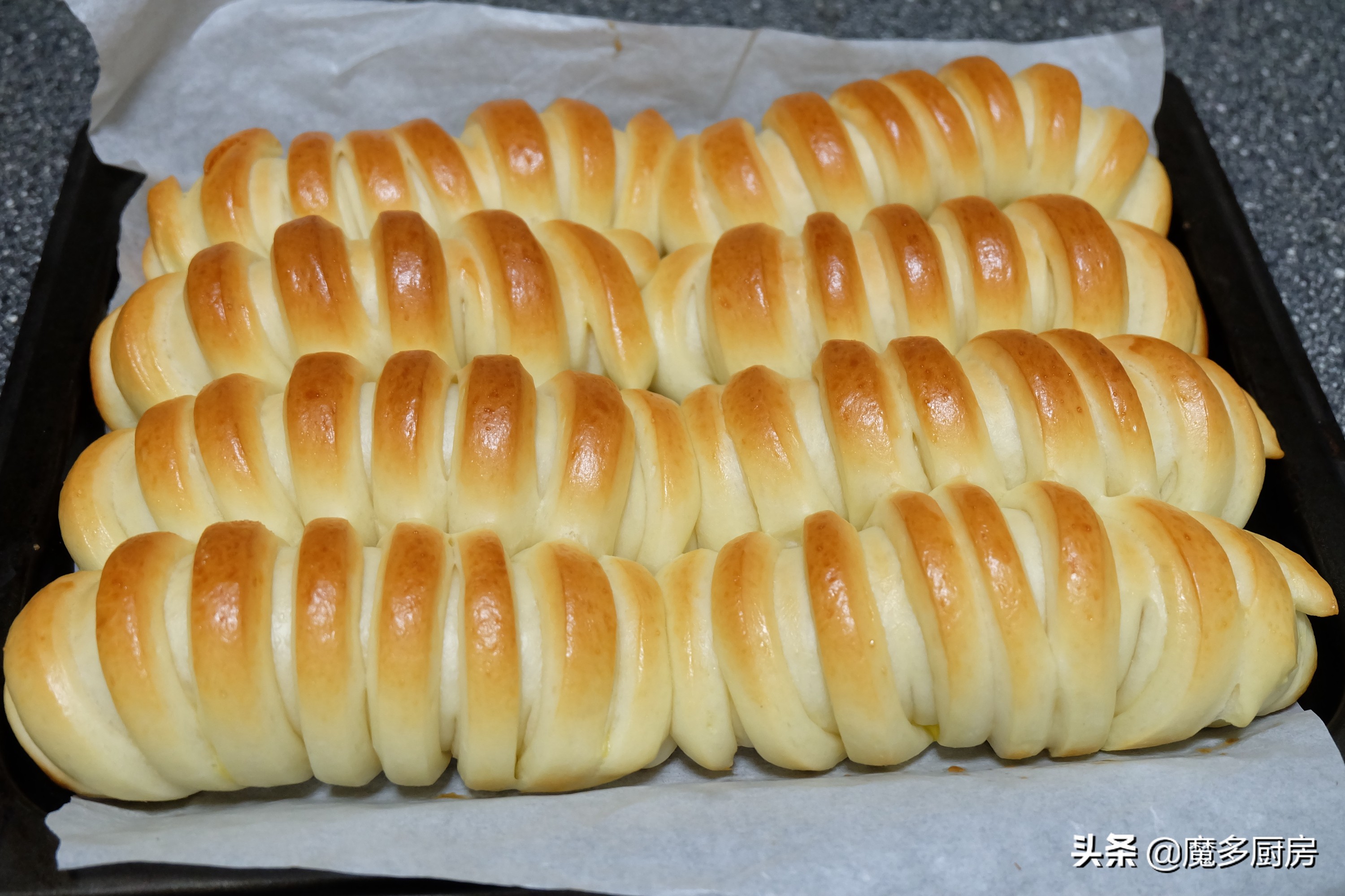 适合孩子做的毛毛虫面包怎么做,孩子要吃面包