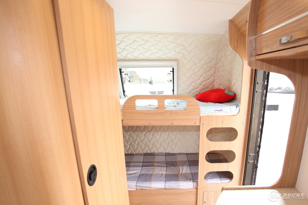 月薪6000可以买多少钱的房,月薪3500能买的房车功能齐全