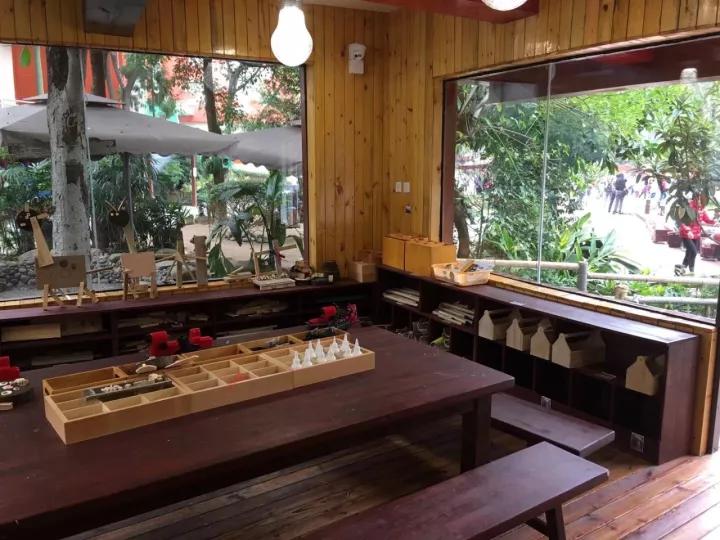 4.13重庆逐梦歌乐山上的“巴学园”探索“世界级乡村幼儿园