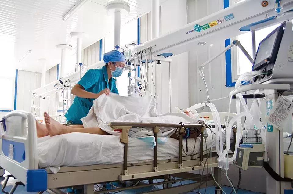 砥砺前行筑梦辉煌,砥砺前行再续佳绩