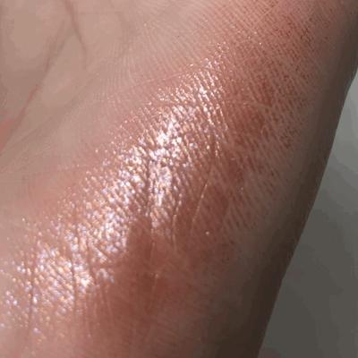 好用到起飞的平价彩妆,这些平价彩妆可以用一辈子