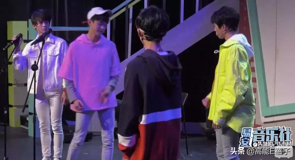 tfboys与李飞黄锐之间的故事,tf家族和李飞斗智斗勇