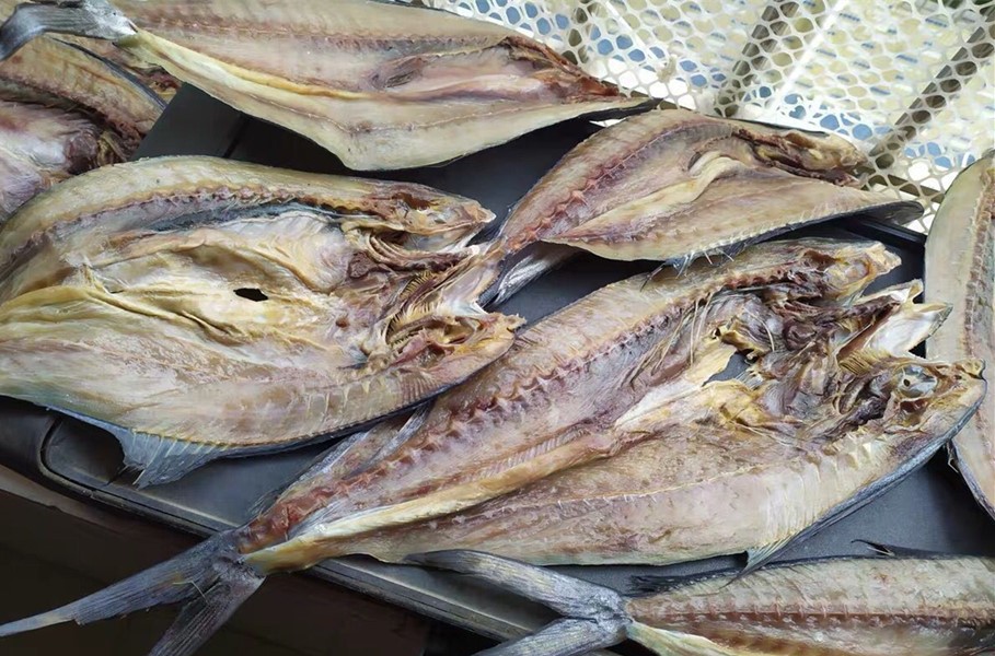 冬天晾晒什么肉好吃,最适合冬天的菜风干肉