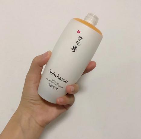 油皮用大牌护肤品测评,油皮用了油腻的护肤品会怎么样