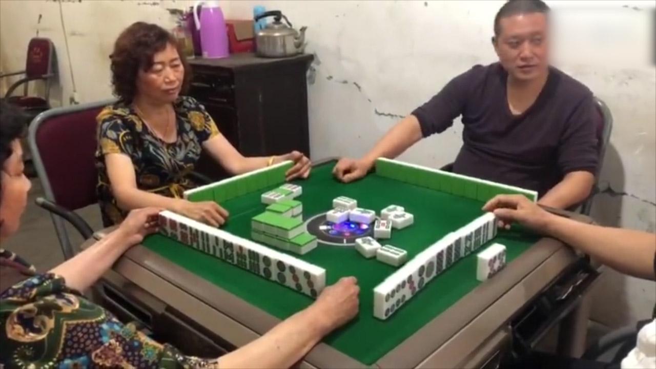 楼上农村*迁拆**户天天打麻将,我用这招解决了噪音