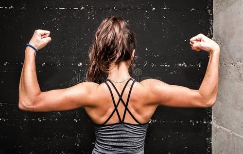 穿衣不上镜怎么办,穿衣不显高怎么办