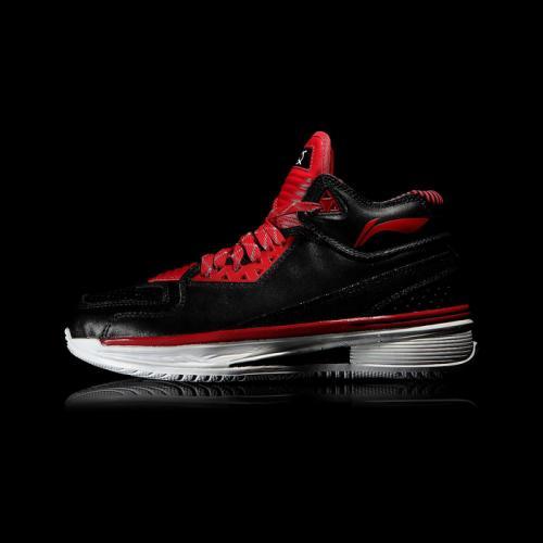 海沃德2有黑金配色吗,安踏海沃德2照片