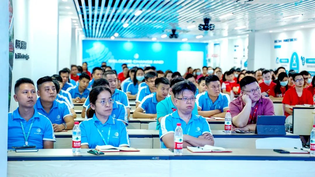 争分夺秒·富威集团Q2总结大会暨冲刺决胜Q3会议圆满举行