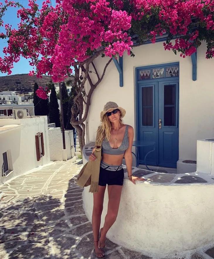 赵丽颖夏日装扮,夏日草帽赵丽颖