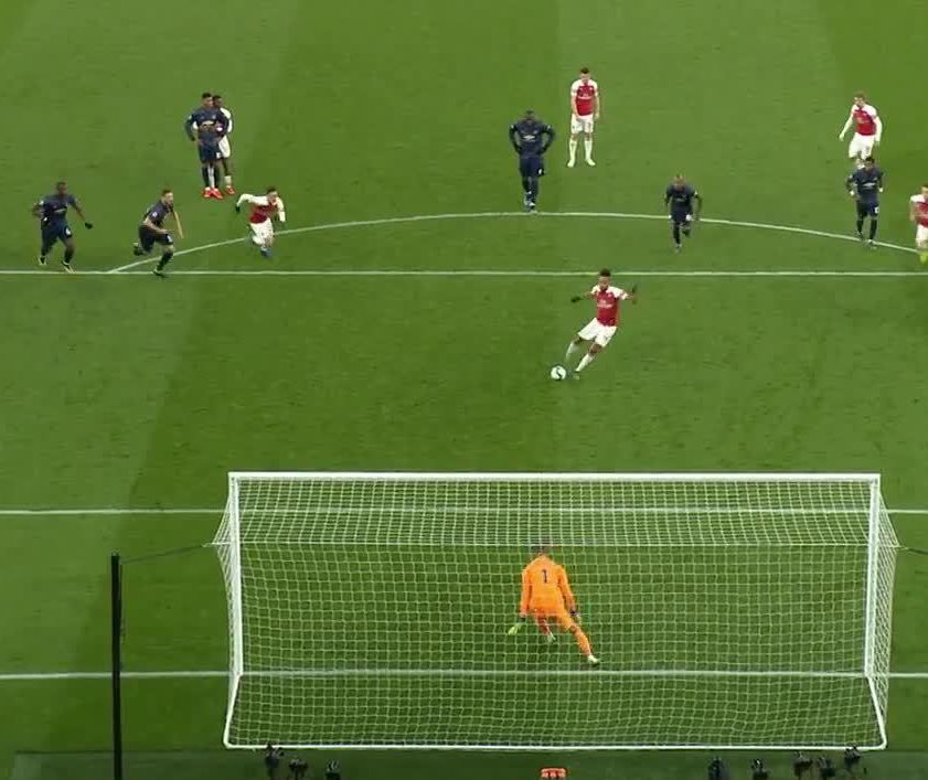 曼联昔日太子效力16年后今夏铁定离队！续约期限已过曼联选择放弃