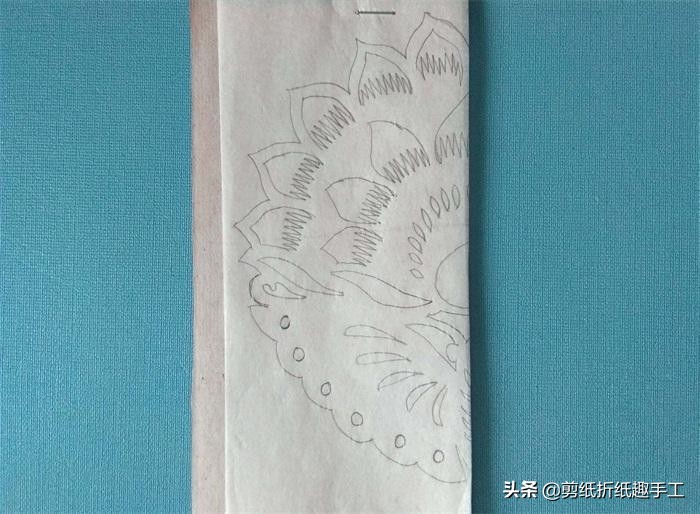 蝶恋花原创手工剪纸,蝶恋花团花剪纸教程简单又好看