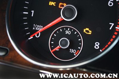 发动机温度过高的原因和处理方法,发动机温度过高报警后该怎么处理