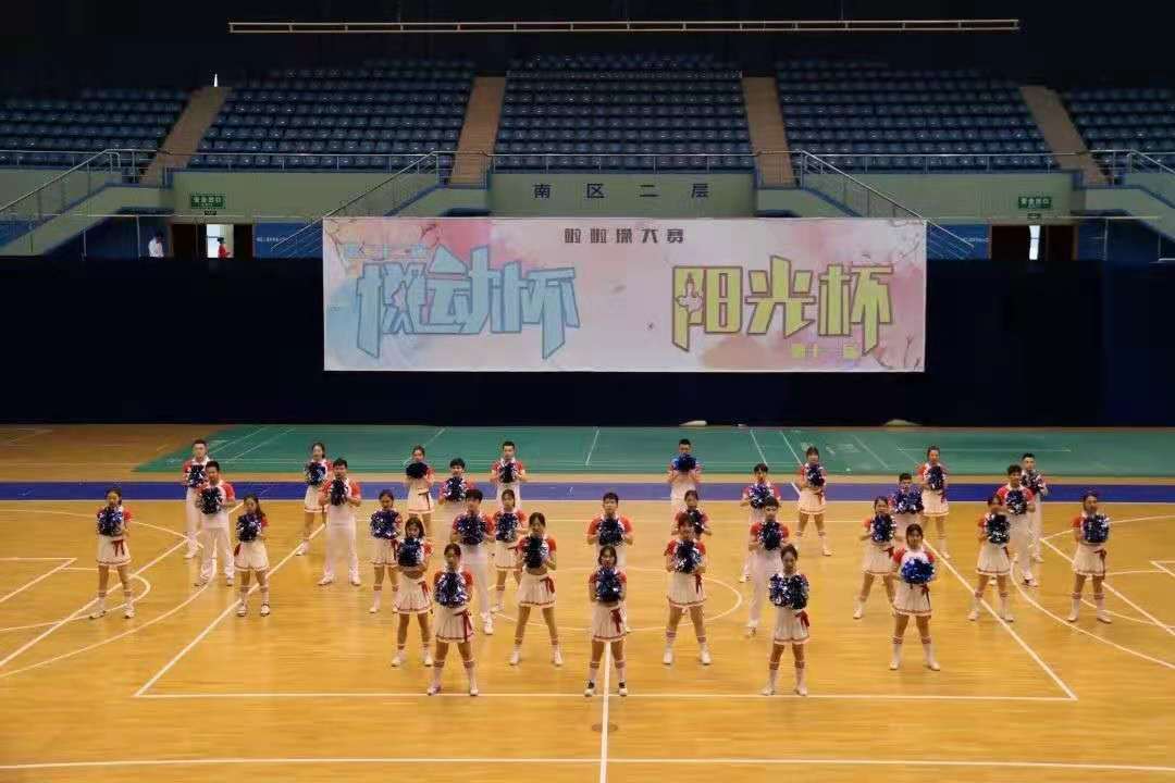 五月动起来图片,五月动起来舞蹈视频