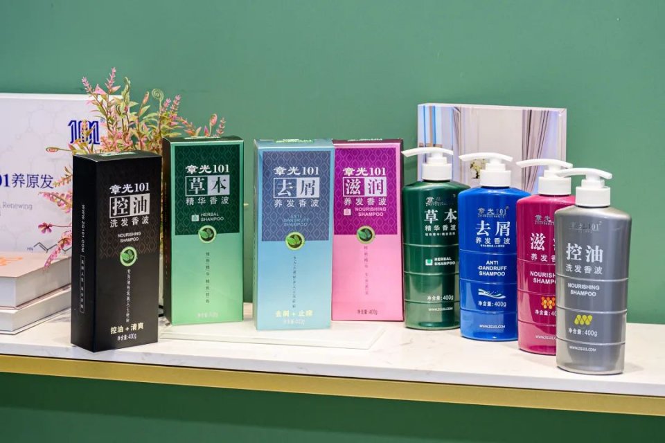 叹头部SPA!拒做人间“油”物,解锁防秃养发小妙招