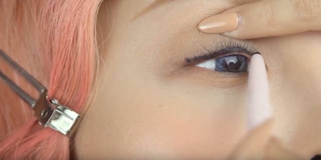 画眼线简单好看,画眼线要不要画下眼线