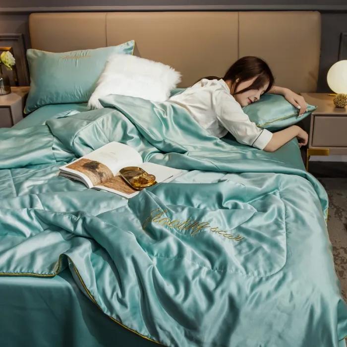 为什么蚕丝被只要100多,蚕丝被为什么要用完好的蚕茧